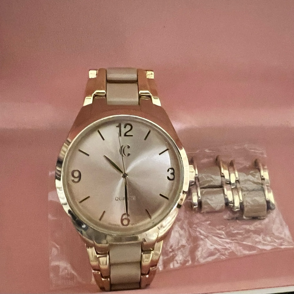 Charming Charlie Gold and Cream Women's Watch with newly installed battery EUC